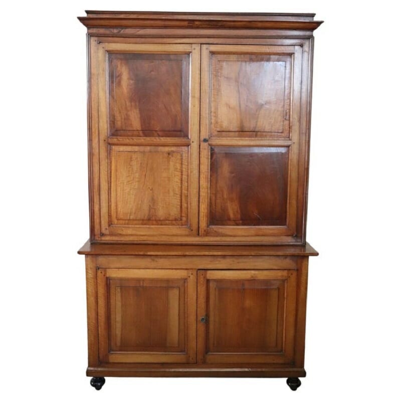 Credenza antica in noce, XIX secolo • Vendita Online Antiquariato,  Modernariato e Design • NowArc